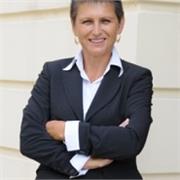 laureata in pedagogia offre lezioni di lingua russa